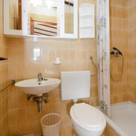 With Parking Space Brela, Makarska - 27684 شقة بريلا