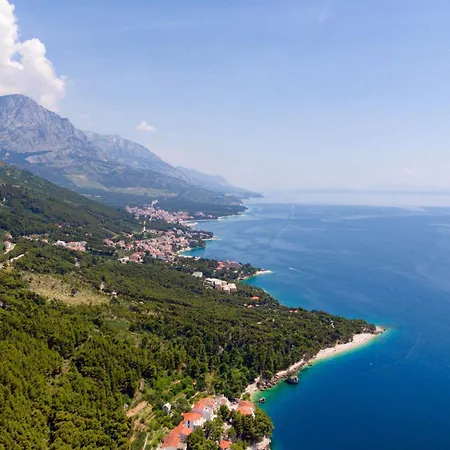 With Parking Space Brela, Makarska - 27684 بريلا